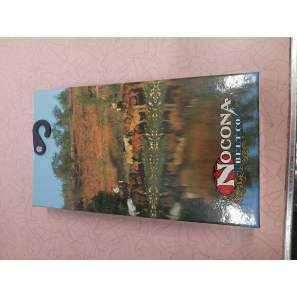 Pink sparkle western Rodeo belt buckle set - Picture 2 of 4